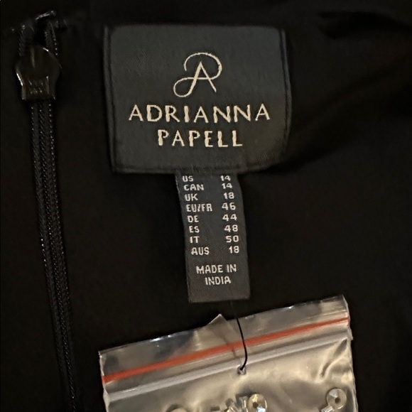 👑 🦋Floral Bead Detail Sleeveless Crepe Mermaid Gown 👑🦋 - Picture 6 of 8